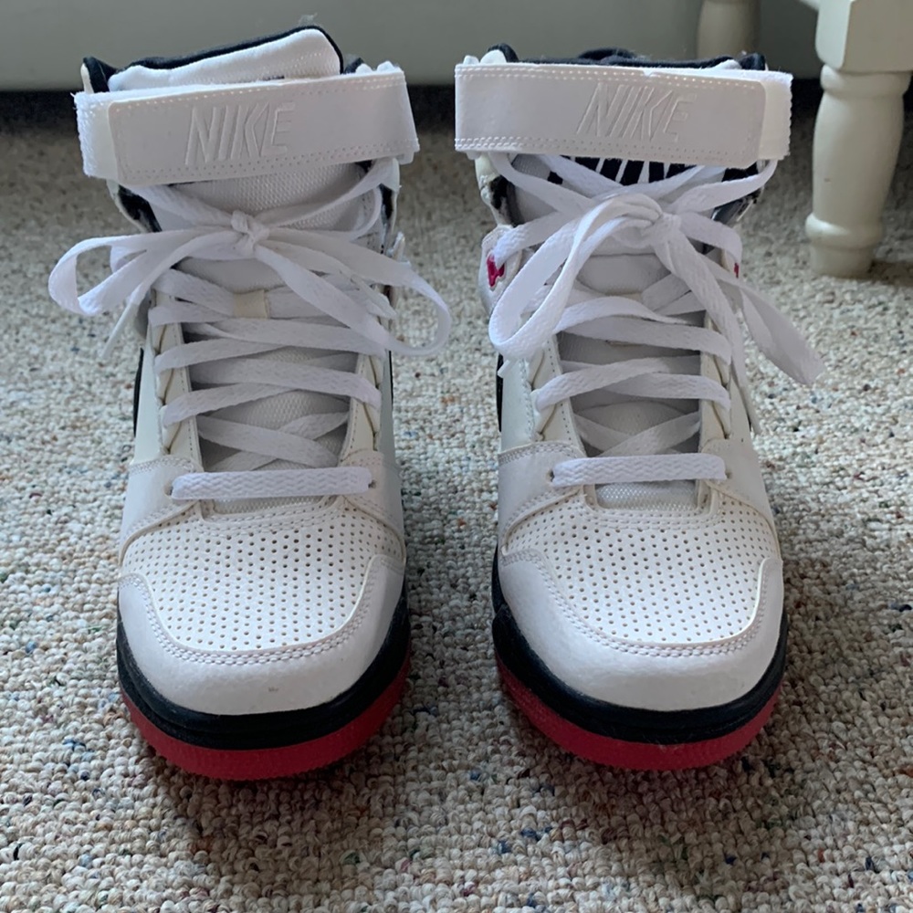Nike wedge sneaker. Minimal wear.